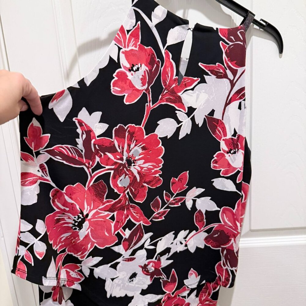 White House Black Market Floral Sleeveless Tank Top